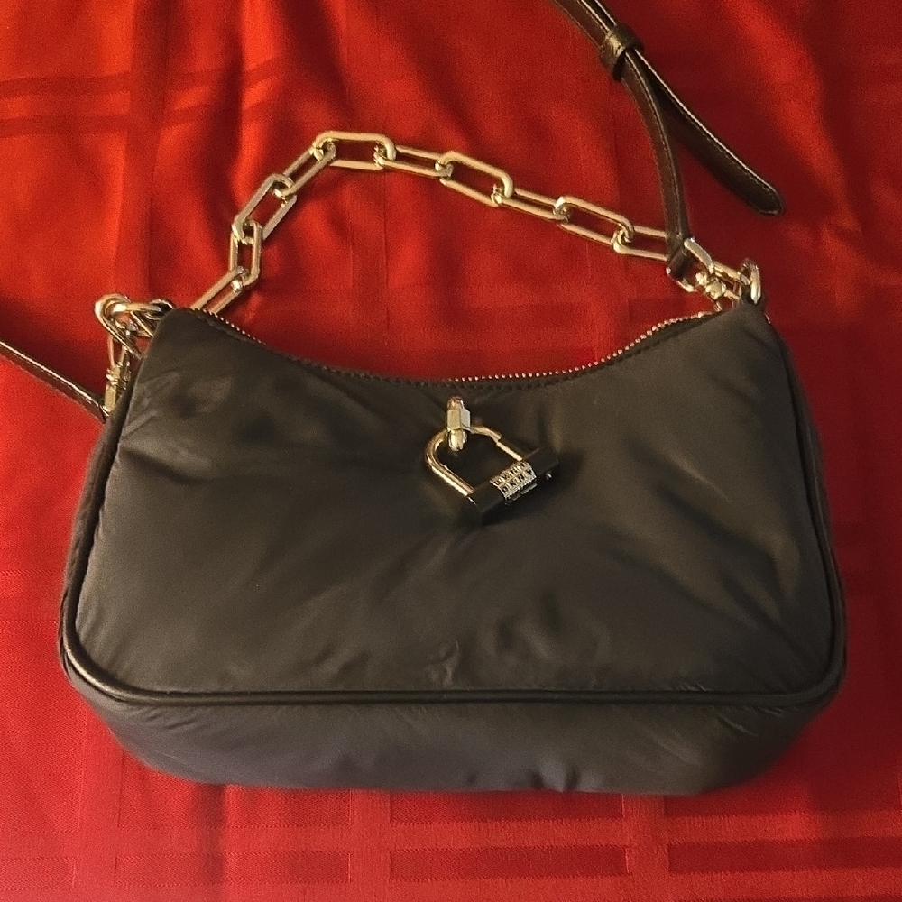 DKNY Black Shoulder Bag with Chain Strap